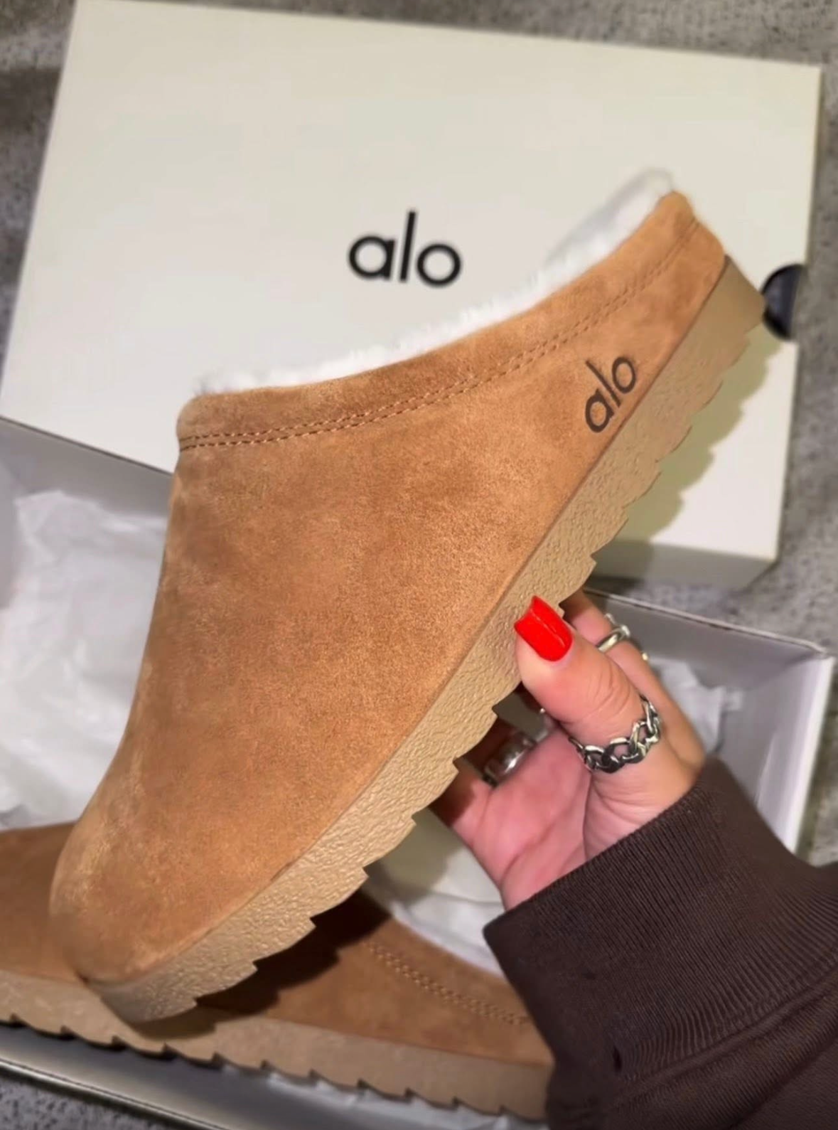 Alo slides