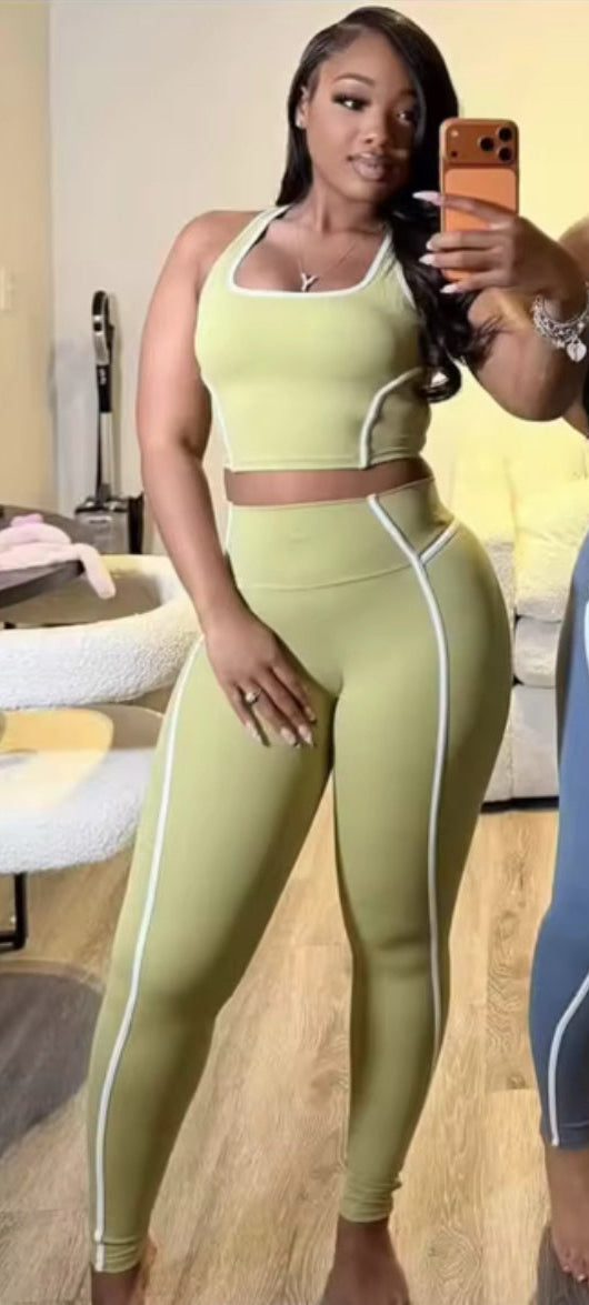 Green 2 Piece Set